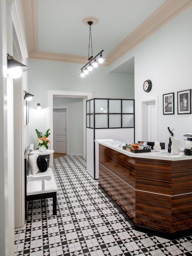 Art Deco Central Rooms Λβιβ Εξωτερικό φωτογραφία